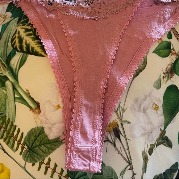 NEW Pink Thong, Cotton & Lace, Medium - Picture 2 of 3